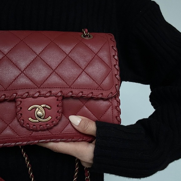 CHANEL ❤️ Excellent Condition Red Calfskin Leather Happy Stitch Shoulder Bag - Picture 7 of 7